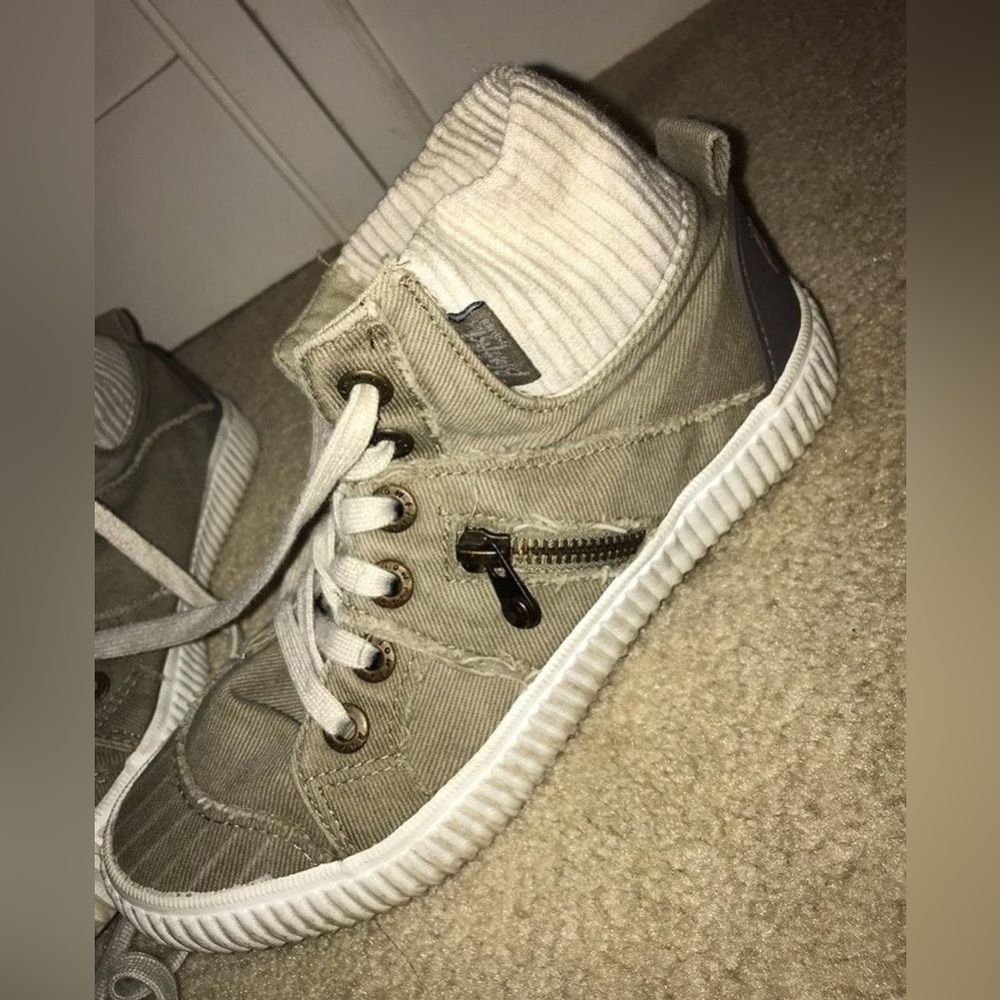 Blowfish sneakers